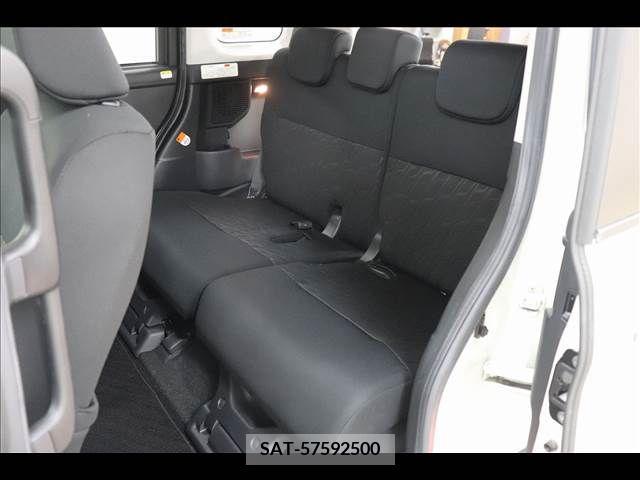 Toyota ROOMY 2019-10 339673-12