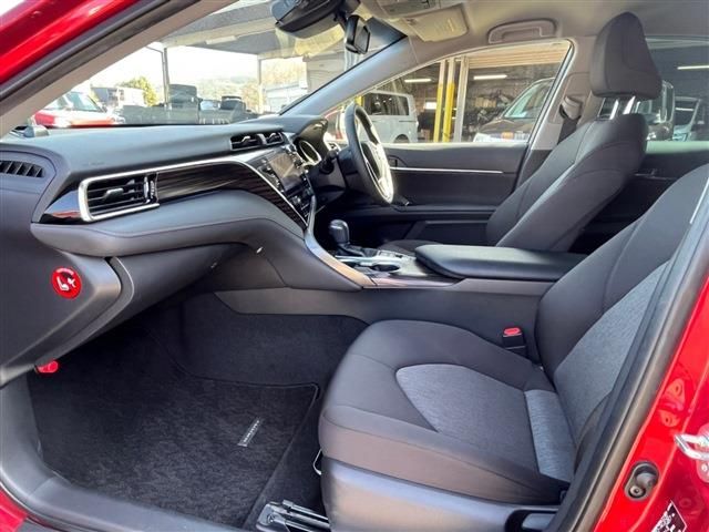 Toyota CAMRY HYBRID 2018-01 445-3