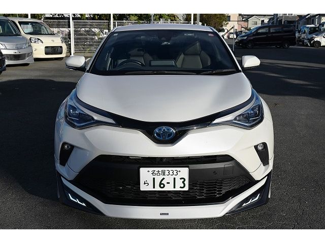 Toyota C-HR 2020-08 195513-5