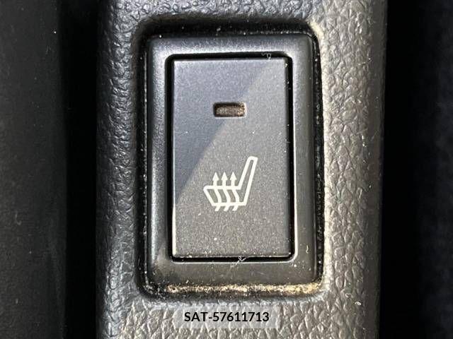 Suzuki SWIFT 2020-04 382775-5