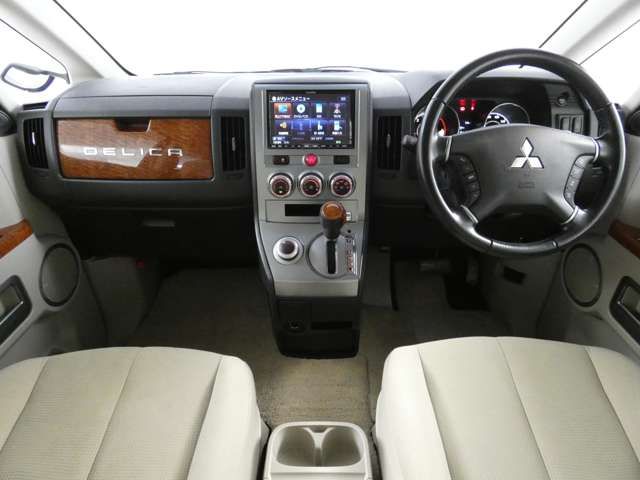 Mitsubishi DELICA D5 2013-02 510-5