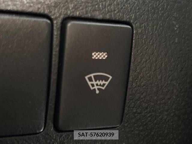 Toyota VELLFIRE 2017-03 224328-4