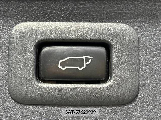 Toyota VELLFIRE 2017-03 224328-6