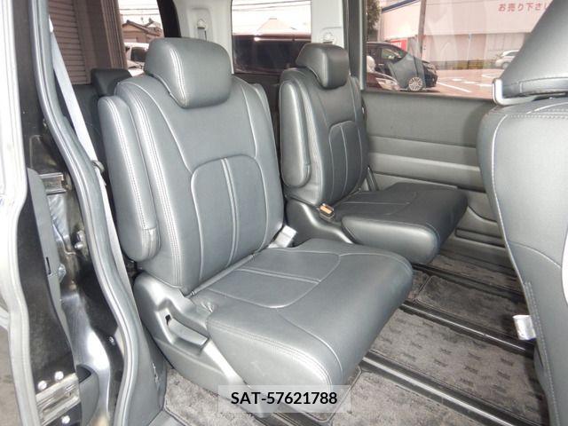 Honda e 2012-05 349712-17
