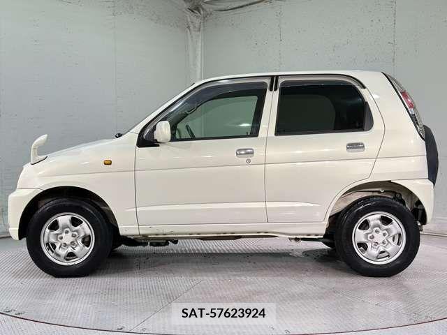 Daihatsu TERIOS KID 2011-05 306068-11