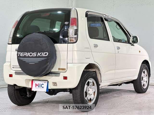 Daihatsu TERIOS KID 2011-05 306068-8