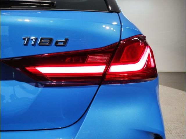 Bmw 1 SERIES 2022-11 22043-8