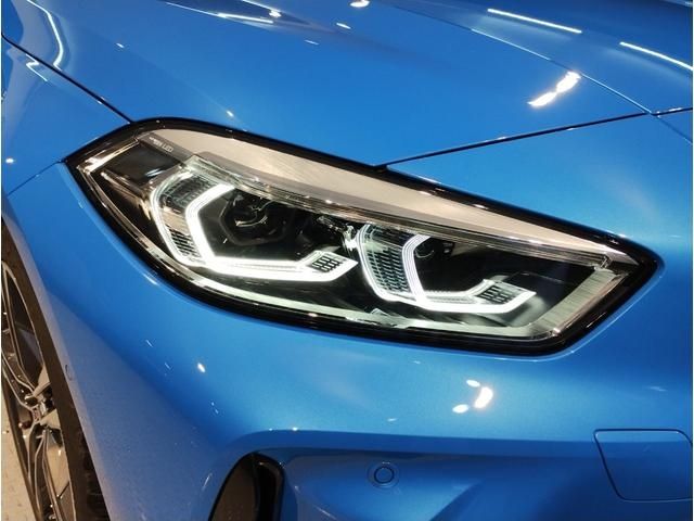 Bmw 1 SERIES 2022-11 22043-7