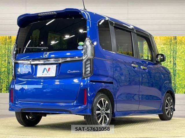 Honda N BOX CUSTOM 2017-09 215538-16