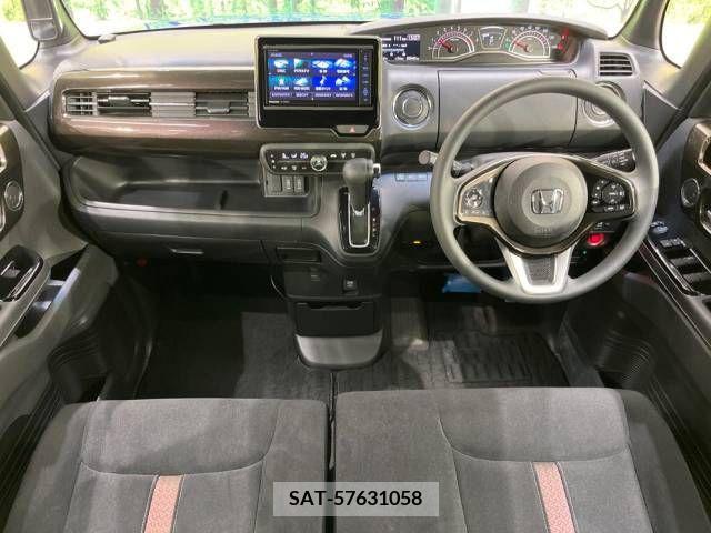 Honda N BOX CUSTOM 2017-09 215538-1