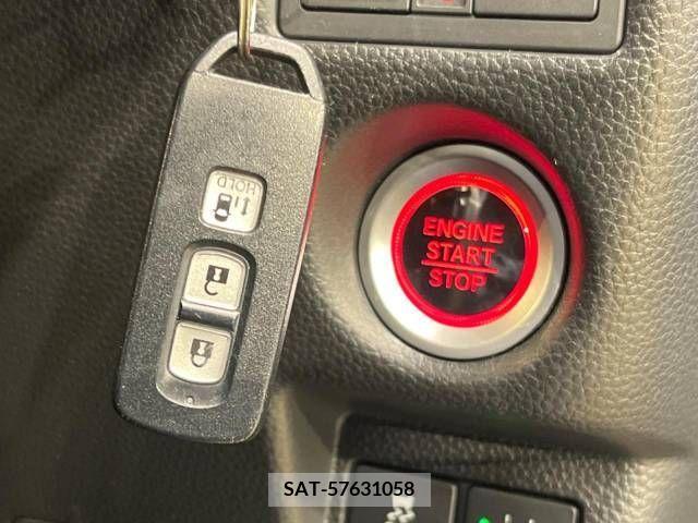 Honda N BOX CUSTOM 2017-09 215538-7