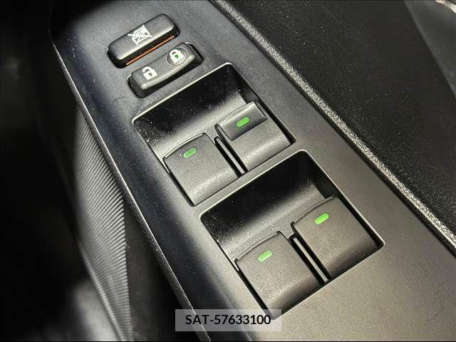 Lexus CT 2016-01 211189-15