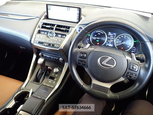 Lexus NX 2018-12 354310-16