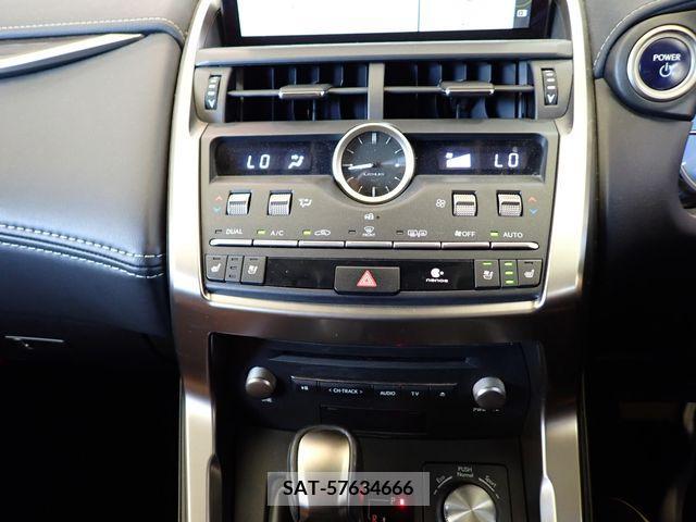 Lexus NX 2018-12 354310-15