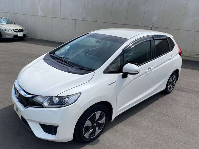 Honda FIT HYBRID 2017-02 183342-1