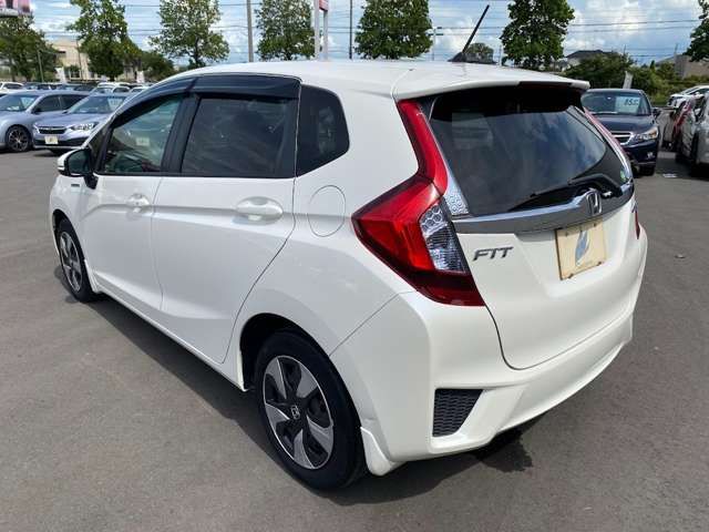 Honda FIT HYBRID 2017-02 183342-6