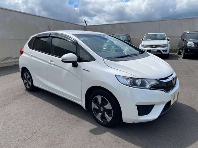 Honda FIT HYBRID 2017-02 183342-12