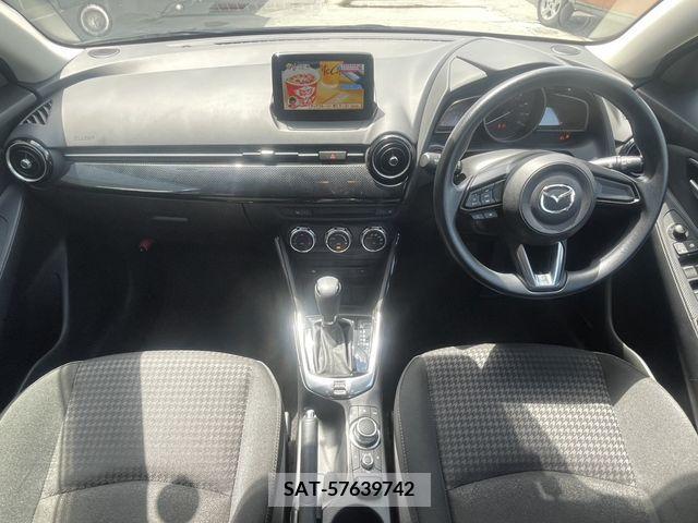 Mazda DEMIO 2017-03 301894-4