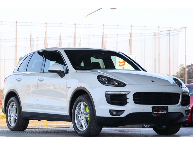 Porsche CAYENNE 2016-08 19713-0