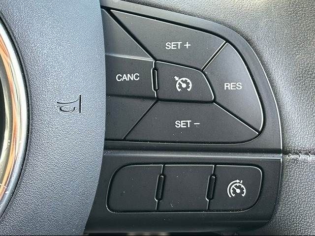 Fiat 500X 2016-03 26896-6