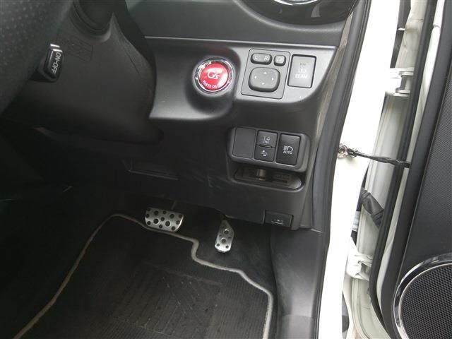 Toyota AQUA 2016-09 188482-13