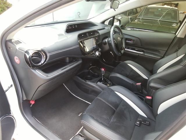 Toyota AQUA 2016-09 188482-15