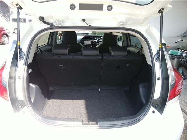 Toyota AQUA 2016-09 188482-18