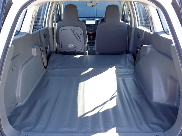 Nissan AD VAN 2016-09 11828-16