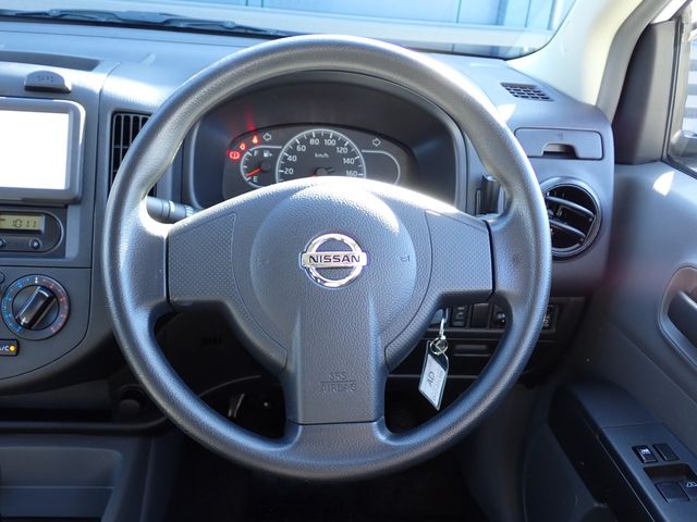 Nissan AD VAN 2016-09 11828-6