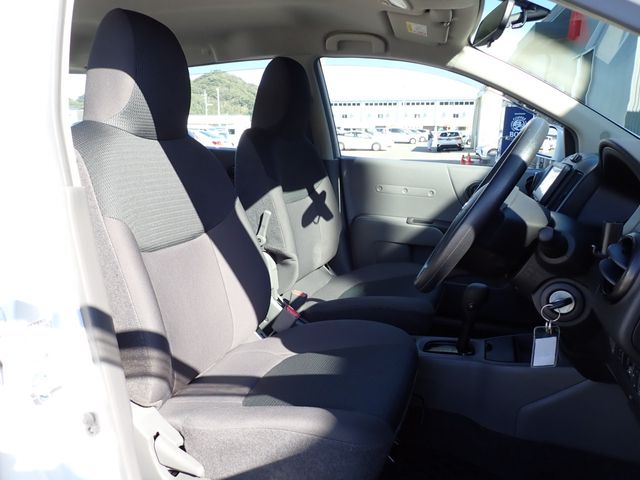 Nissan AD VAN 2016-09 11828-13