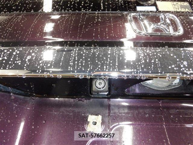 Honda N BOX CUSTOM 2018-01 256729-12