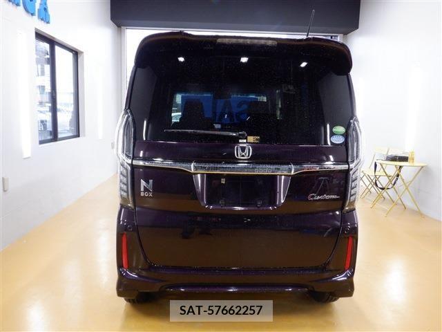 Honda N BOX CUSTOM 2018-01 256729-10