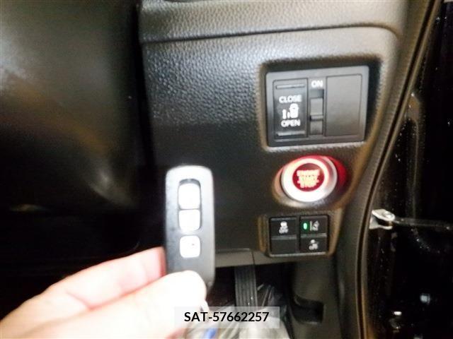 Honda N BOX CUSTOM 2018-01 256729-15