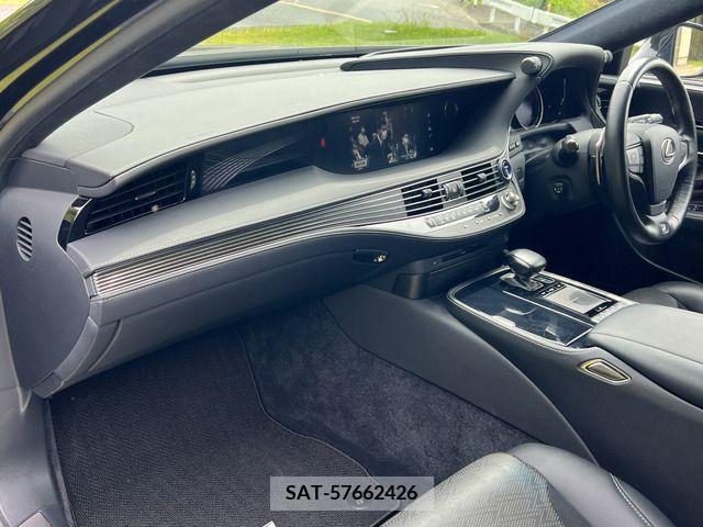 Lexus LS 2018-01 204798-8