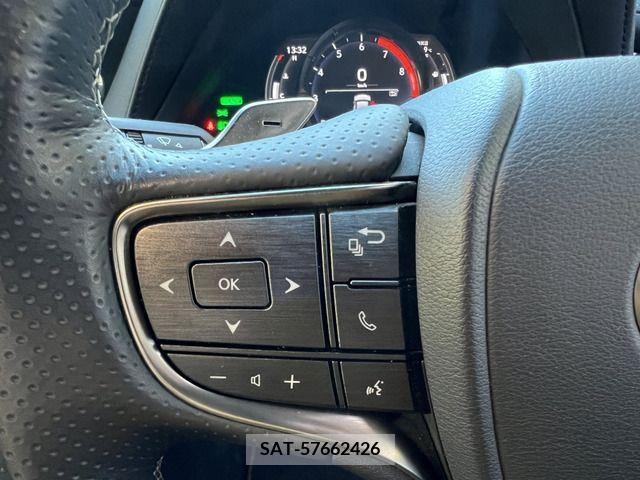 Lexus LS 2018-01 204798-23