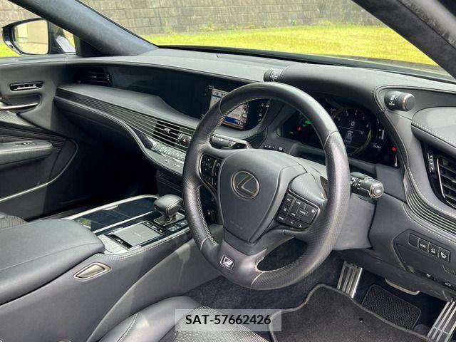 Lexus LS 2018-01 204798-2
