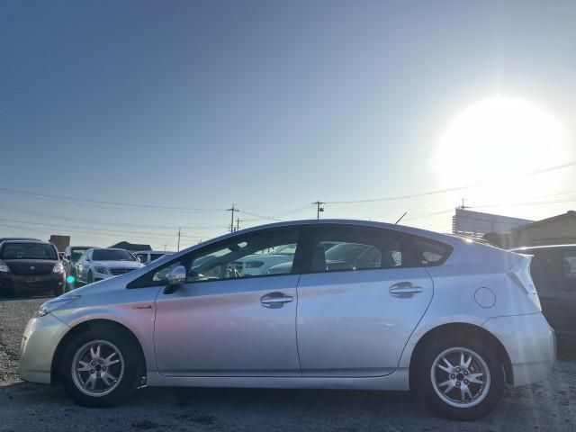 Toyota PRIUS 2011-10 14177-6