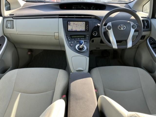 Toyota PRIUS 2011-10 14177-1
