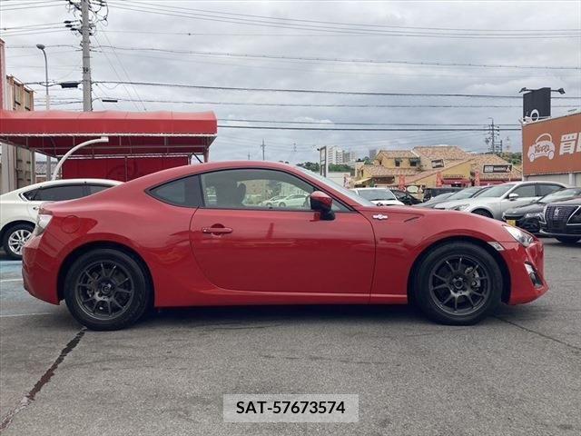 Toyota 86 2012-11 258571-3