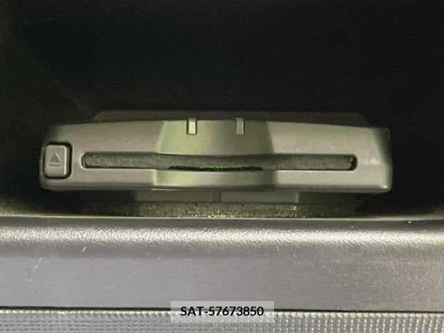 Toyota SPADE 2015-04 394270-4