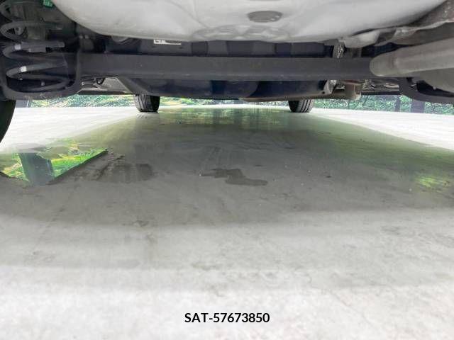 Toyota SPADE 2015-04 394270-19