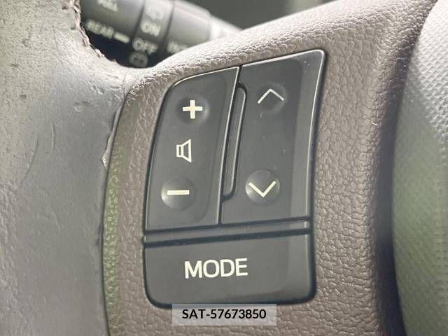 Toyota SPADE 2015-04 394270-8