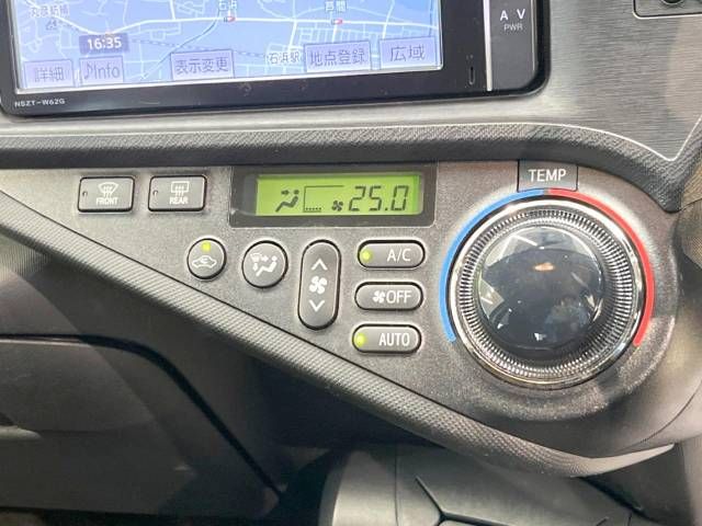 Toyota AQUA 2013-02 20060-6