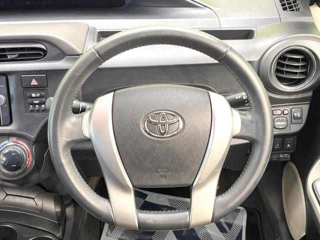 Toyota AQUA 2013-02 20060-11
