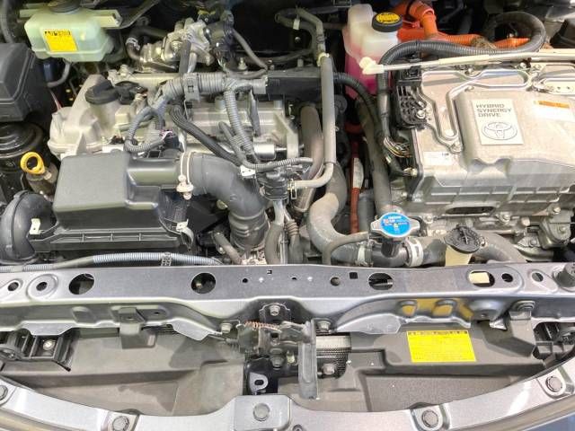 Toyota AQUA 2013-02 20060-18