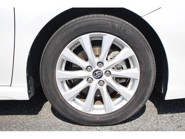 Toyota CAMRY HYBRID 2019-05 5995-11