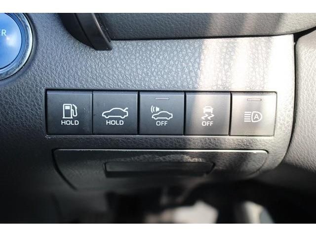 Toyota CAMRY HYBRID 2019-05 5995-6
