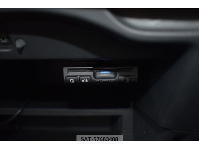 Nissan NOTE 2017-06 365438-7