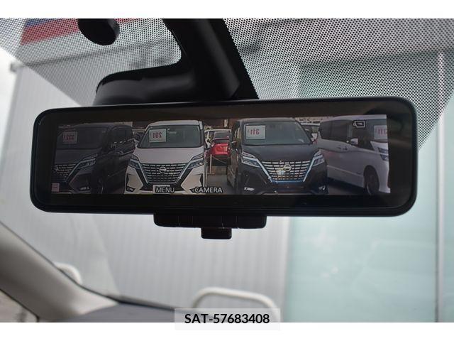 Nissan NOTE 2017-06 365438-5