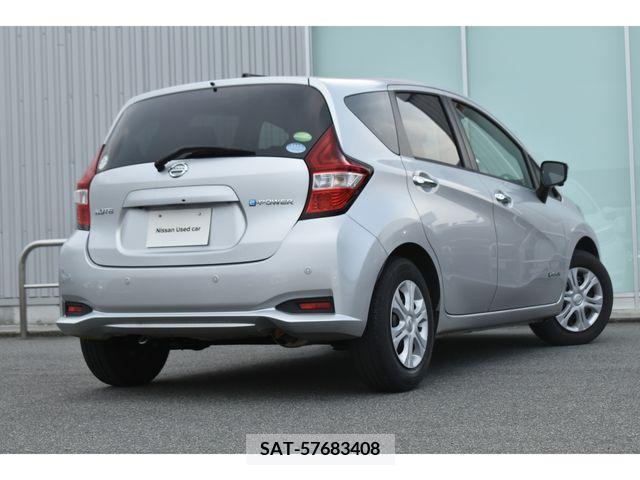Nissan NOTE 2017-06 365438-1